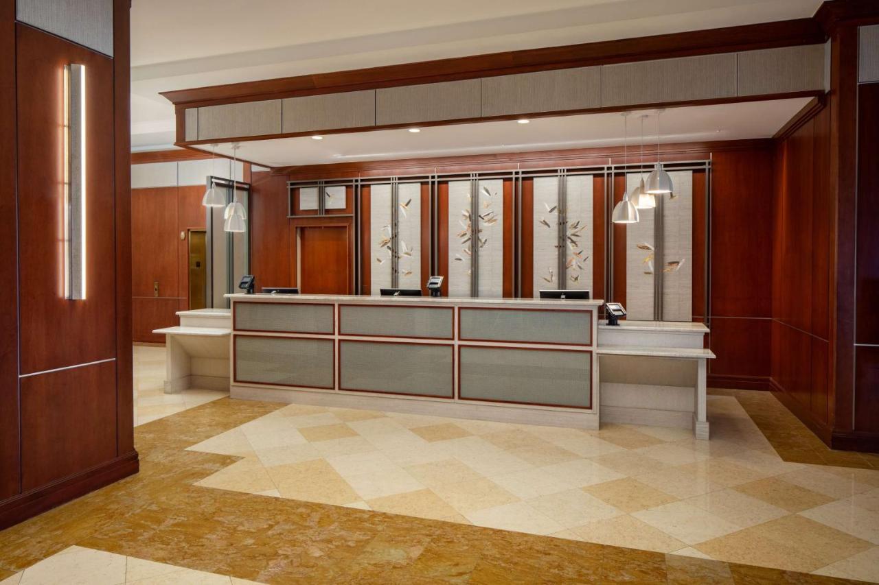 Hilton St. Petersburg Carillon Park Hotel Buitenkant foto