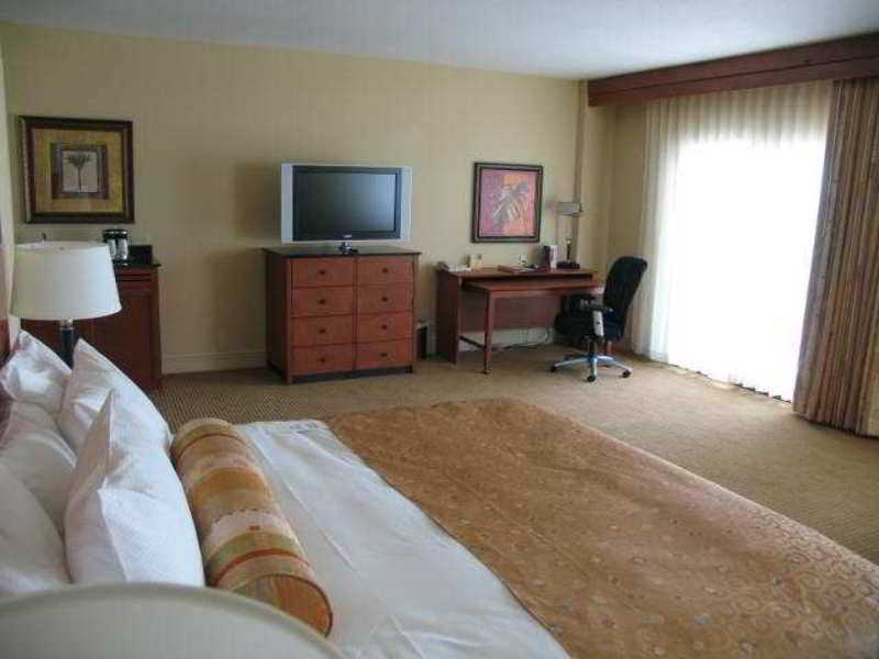 Hilton St. Petersburg Carillon Park Hotel Kamer foto